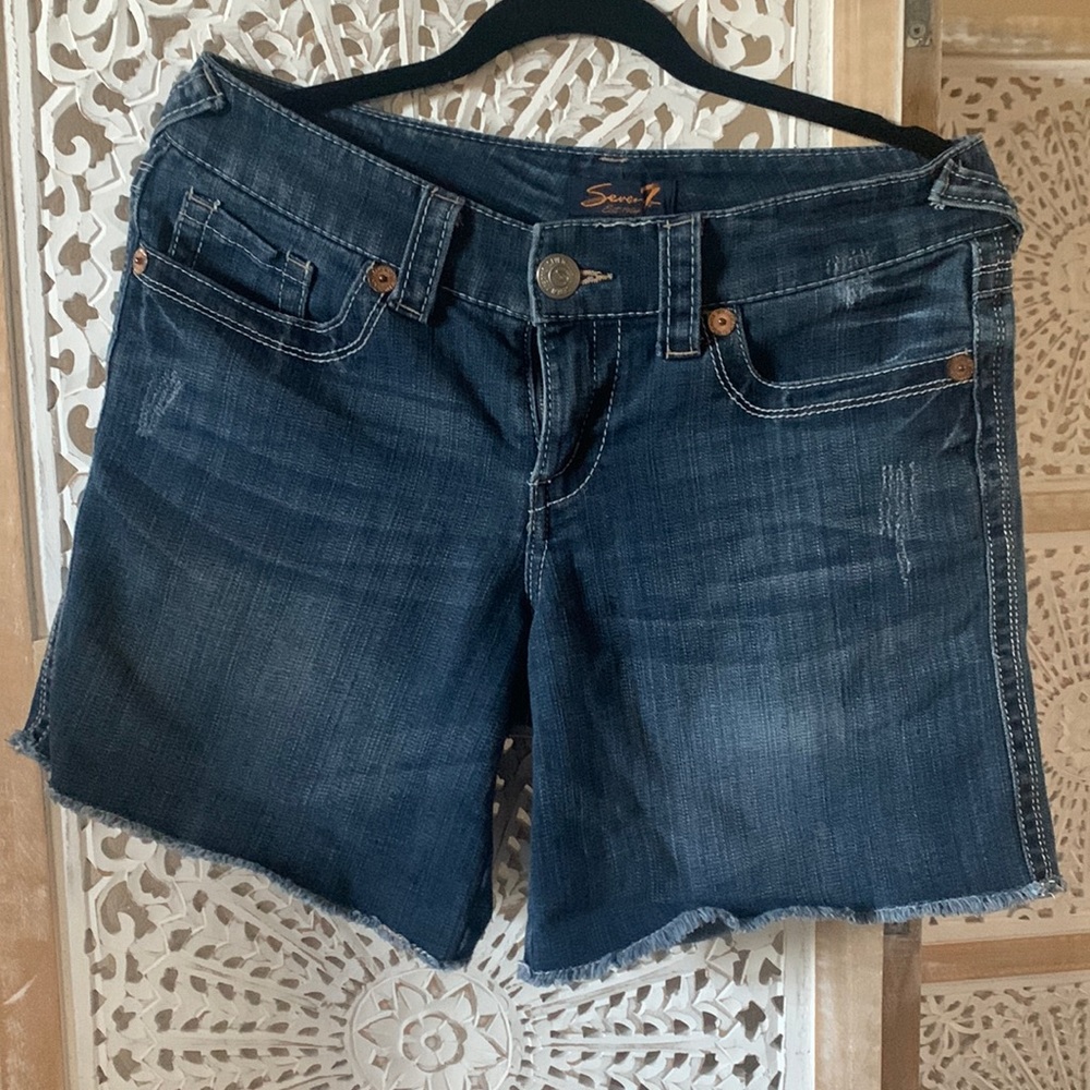 Seven7 Denim shorts - Picture 2 of 11